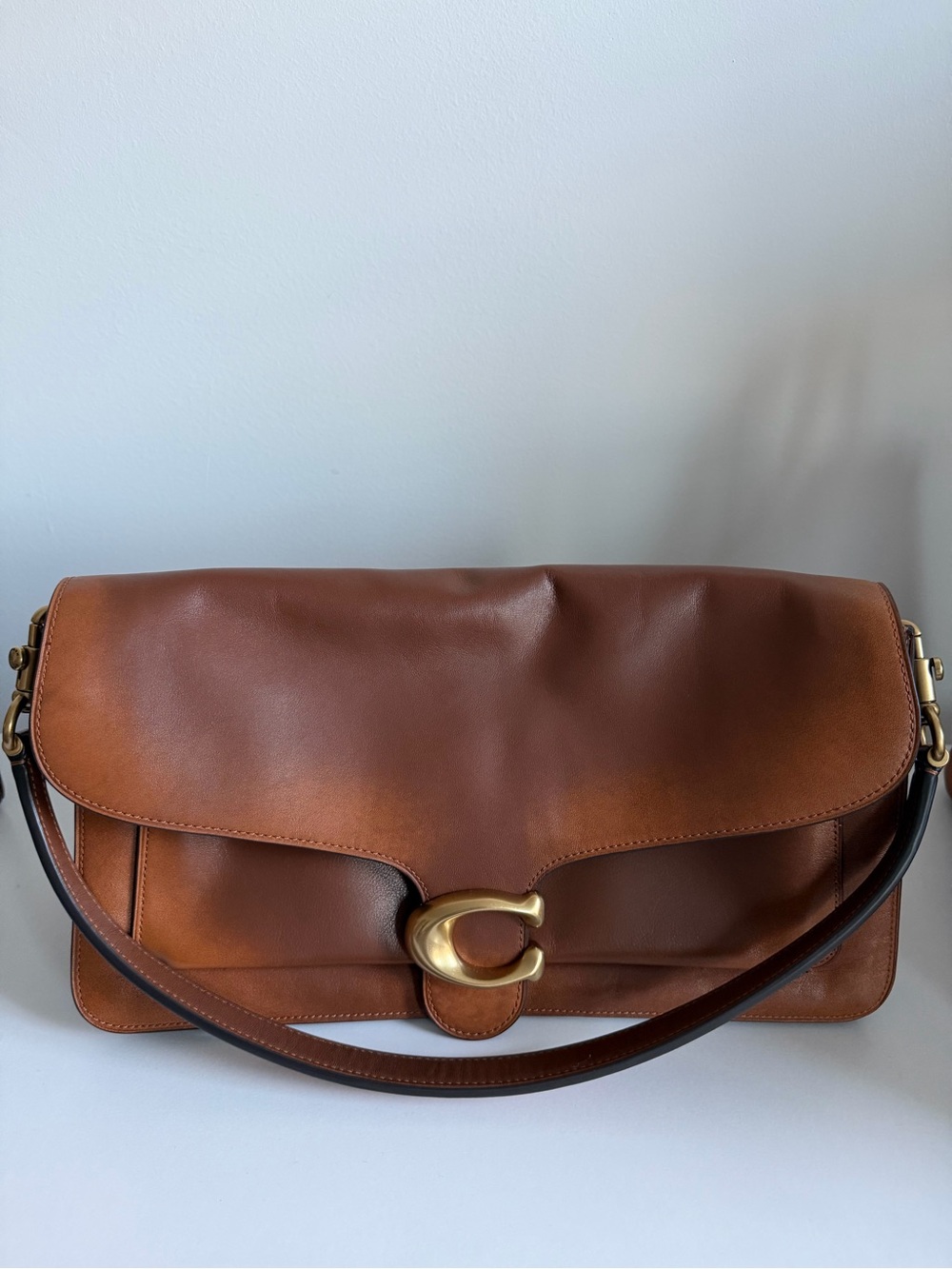 Coach Tabby 36 Tan Brown Leather Shoulder Bag with Gold 'C' Hardware